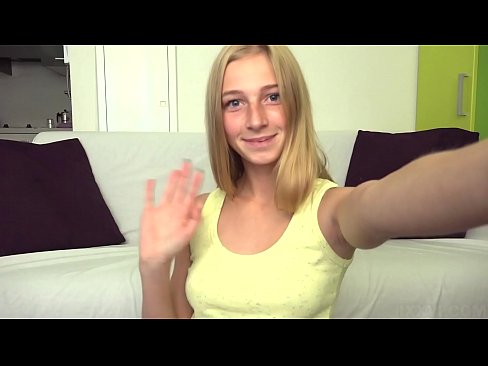 ❤️ Aspertuta nagoenean alferrak masturbatzen dut nire pussy arrosa ❤ Kalitatezko sexua gugan ❤